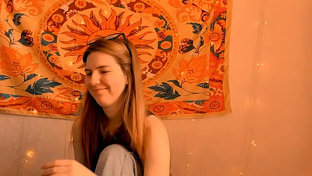 Snapshot of AliceCUNTach chatting on May 2, 2026, 5:12 am AliceCUNTach online show from May 2, 2026, 5:12 am