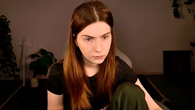 AliceCUNTach online show from November 27, 2025, 5:08 am