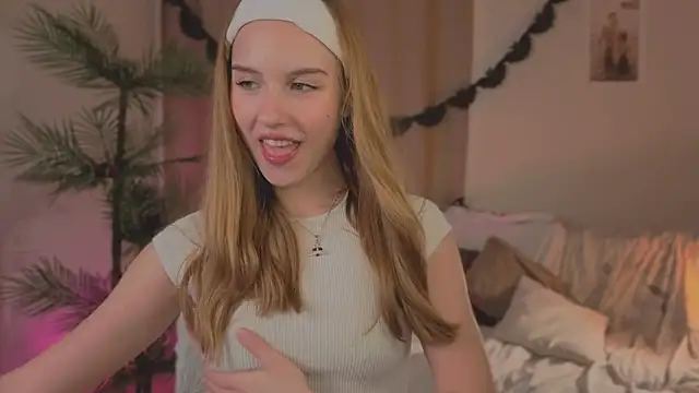 Vegas V online show from October 20, 2025, 2:17 pm