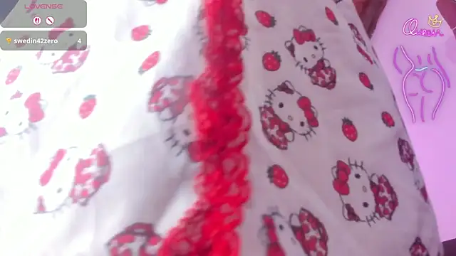 Snapshot of lustlunna chatting on April 12, 2026, 2:15 am lustlunna online show from April 12, 2026, 2:15 am