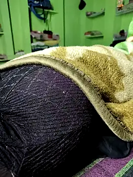 Hot lali 555 online show from October 14, 2025, 1:06 am