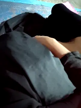 Hot lali 555 online show from October 30, 2025, 6:12 am