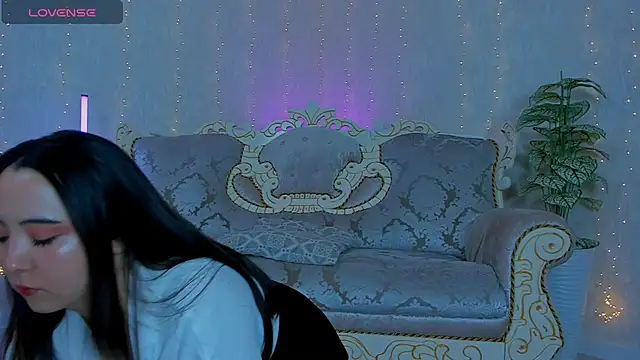 Snapshot of loveame chatting on September 9, 2025, 4:38 pm loveame online show from September 9, 2025, 4:38 pm