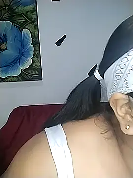 Snapshot of Angelly_ricura chatting on October 7, 2025, 2:29 pm Angelly ricura online show from October 7, 2025, 2:29 pm