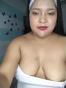 Snapshot of Angelly_ricura chatting on October 1, 2025, 3:38 pm Angelly ricura online show from October 1, 2025, 3:38 pm