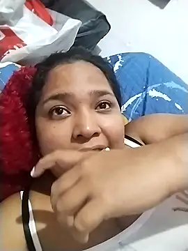 Snapshot of Angelly_ricura chatting on November 22, 2025, 1:26 am Angelly ricura online show from November 22, 2025, 1:26 am