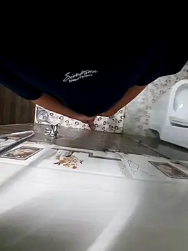 Snapshot of winter0cold_ chatting on October 17, 2025, 4:38 am winter0cold online show from October 17, 2025, 4:38 am