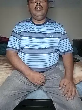 HomHot47 online show from November 17, 2025, 6:06 am