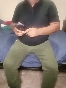 Snapshot of HomHot47 chatting on April 5, 2026, 7:59 am HomHot47 online show from April 5, 2026, 7:59 am