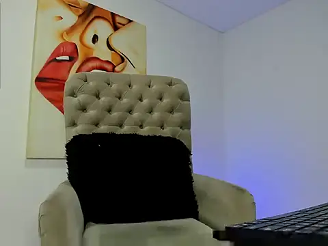 caromonar online show from October 26, 2025, 10:37 am