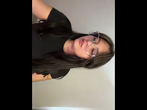 Snapshot of Angeldusttt chatting on October 4, 2025, 1:23 pm Angeldusttt online show from October 4, 2025, 1:23 pm