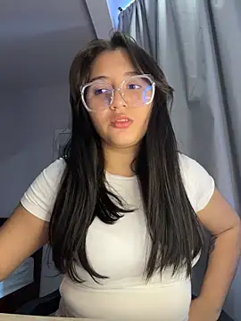 Snapshot of Angeldusttt chatting on September 30, 2025, 4:46 pm Angeldusttt online show from September 30, 2025, 4:46 pm