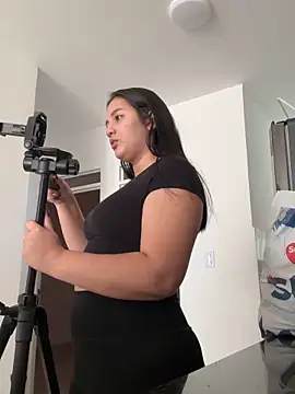 Snapshot of Angeldusttt chatting on November 20, 2025, 5:13 pm Angeldusttt online show from November 20, 2025, 5:13 pm