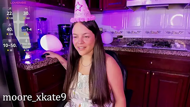 KateMoorex online show from November 4, 2025, 12:20 pm