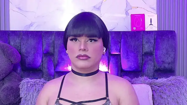 Ava Cristi online show from May 30, 2026, 6:57 pm