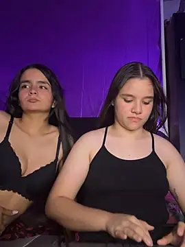 Ashley and Zoe online show from October 20, 2025, 3:30 am