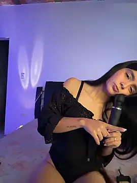 Ashley and Zoe online show from November 30, 2025, 4:41 pm