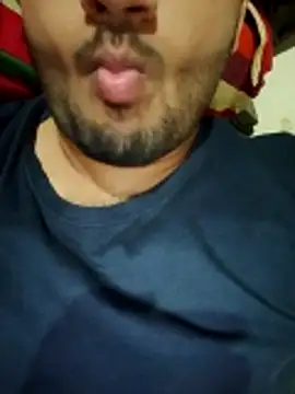 Snapshot of Mahabteegg chatting on March 17, 2026, 6:11 pm Mahabteegg online show from March 17, 2026, 6:11 pm
