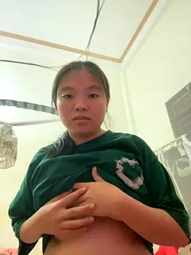 viluna online show from October 27, 2025, 12:39 pm