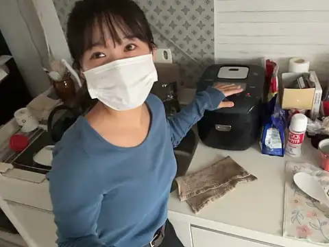 Snapshot of hikiwarinatto_xoxo chatting on October 19, 2025, 1:08 am hikiwarinatto xoxo online show from October 19, 2025, 1:08 am