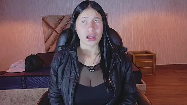 Snapshot of Olivia11_ chatting on February 23, 2026, 11:33 am Olivia11 online show from February 23, 2026, 11:33 am