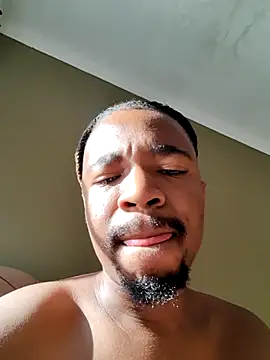 Snapshot of Cianda24 chatting on February 9, 2026, 5:16 am Cianda24 online show from February 9, 2026, 5:16 am