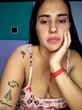 kariciasecreta online show from May 7, 2026, 3:00 am