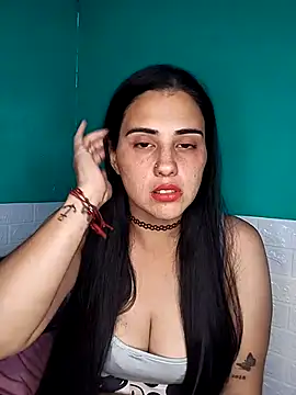 kariciasecreta online show from October 29, 2025, 2:54 am