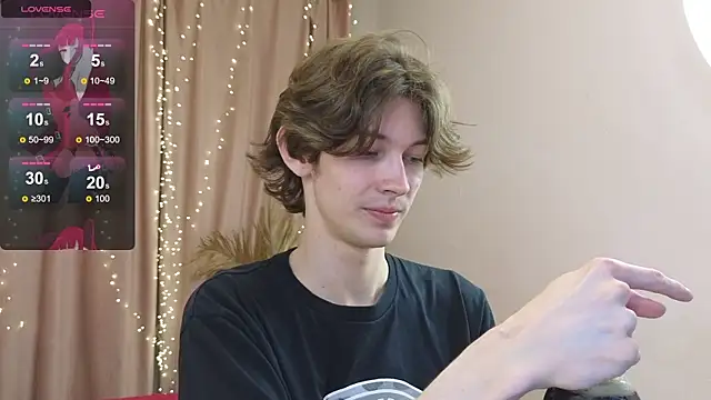  Den1s  online show from October 26, 2025, 3:34 pm