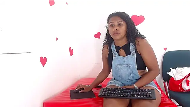 150pamelavagina online show from October 9, 2025, 10:21 pm