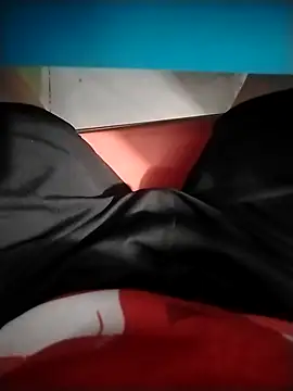 Snapshot of Thanhk77777 chatting on October 12, 2025, 9:21 am Thanhk77777 online show from October 12, 2025, 9:21 am