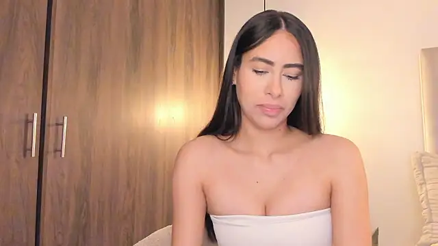 Snapshot of imsaraah chatting on March 18, 2026, 10:10 pm imsaraah online show from March 18, 2026, 10:10 pm