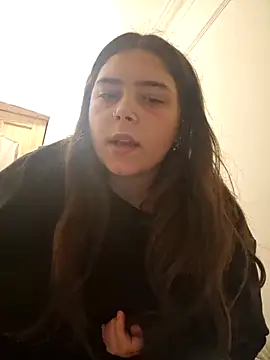 KatieLace online show from October 12, 2025, 8:54 pm