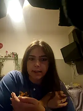 KatieLace online show from October 1, 2025, 6:12 pm
