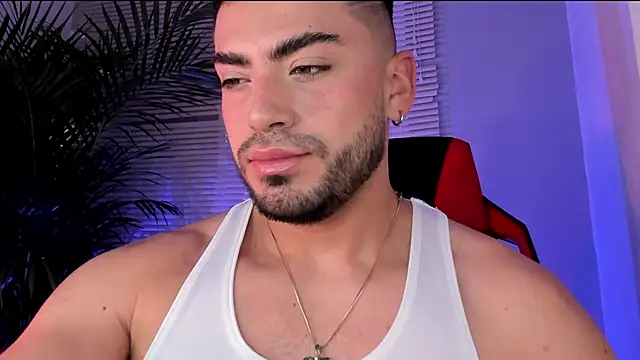 Snapshot of Alexander_Diiaz chatting on October 6, 2025, 10:49 am Alexander Diiaz online show from October 6, 2025, 10:49 am
