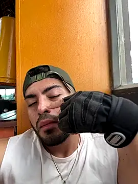 Alexander Diiaz online show from October 24, 2025, 7:02 pm