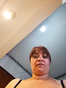 Snapshot of isabella931054 chatting on September 29, 2025, 4:01 pm isabella931054 online show from September 29, 2025, 4:01 pm