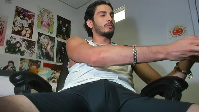 LovexJuxn  online show from November 10, 2025, 12:54 pm