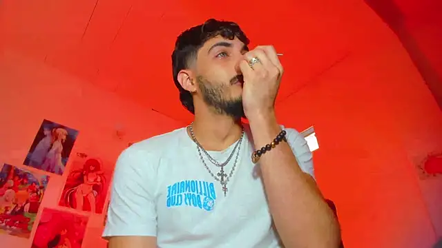 LovexJuxn  online show from December 19, 2025, 3:03 pm