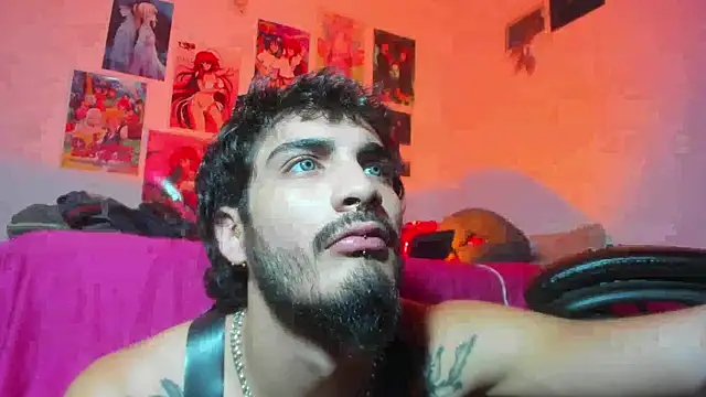 LovexJuxn  online show from December 13, 2025, 8:04 pm