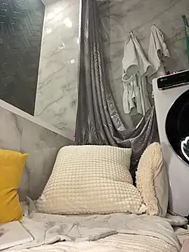 Snapshot of Kitty_Kisss chatting on February 18, 2026, 7:21 pm Kitty Kisss online show from February 18, 2026, 7:21 pm