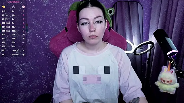 Snapshot of MargarettRose chatting on June 10, 2026, 4:35 am MargarettRose online show from June 10, 2026, 4:35 am