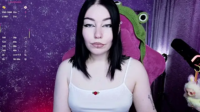 Snapshot of MargarettRose chatting on June 17, 2026, 6:02 am MargarettRose online show from June 17, 2026, 6:02 am