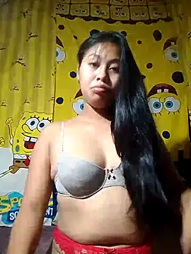 Snapshot of UrSweetAsianLady_02 chatting on April 10, 2026, 11:39 am UrSweetAsianLady 02 online show from April 10, 2026, 11:39 am