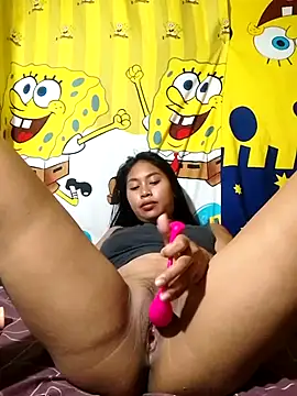 Snapshot of UrSweetAsianLady_02 chatting on April 9, 2026, 6:19 am UrSweetAsianLady 02 online show from April 9, 2026, 6:19 am