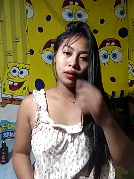 Snapshot of UrSweetAsianLady_02 chatting on April 16, 2026, 12:33 am UrSweetAsianLady 02 online show from April 16, 2026, 12:33 am