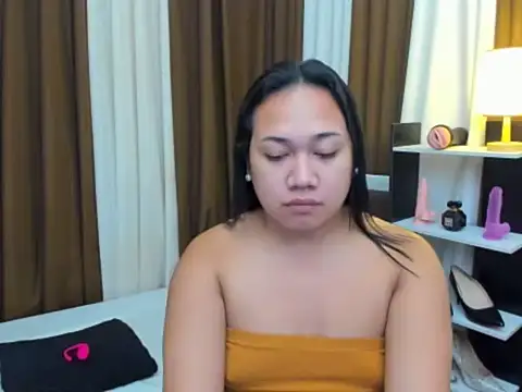 TsUncutKaren online show from October 22, 2025, 8:30 pm