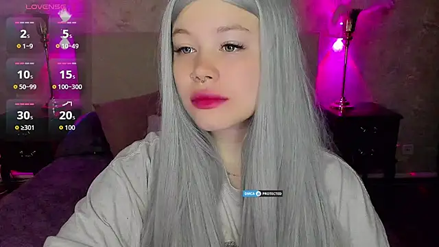 Diana Dream online show from October 26, 2025, 8:42 pm