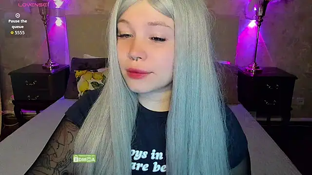 Diana Dream online show from October 28, 2025, 10:20 pm