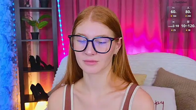 JuliaPowers  online show from November 7, 2025, 5:12 am